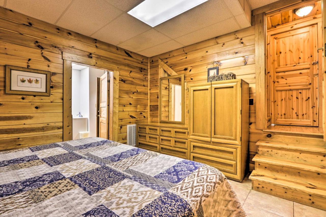 Creekside Sevierville Cabin Game Room And Hot Tub! Exterior foto